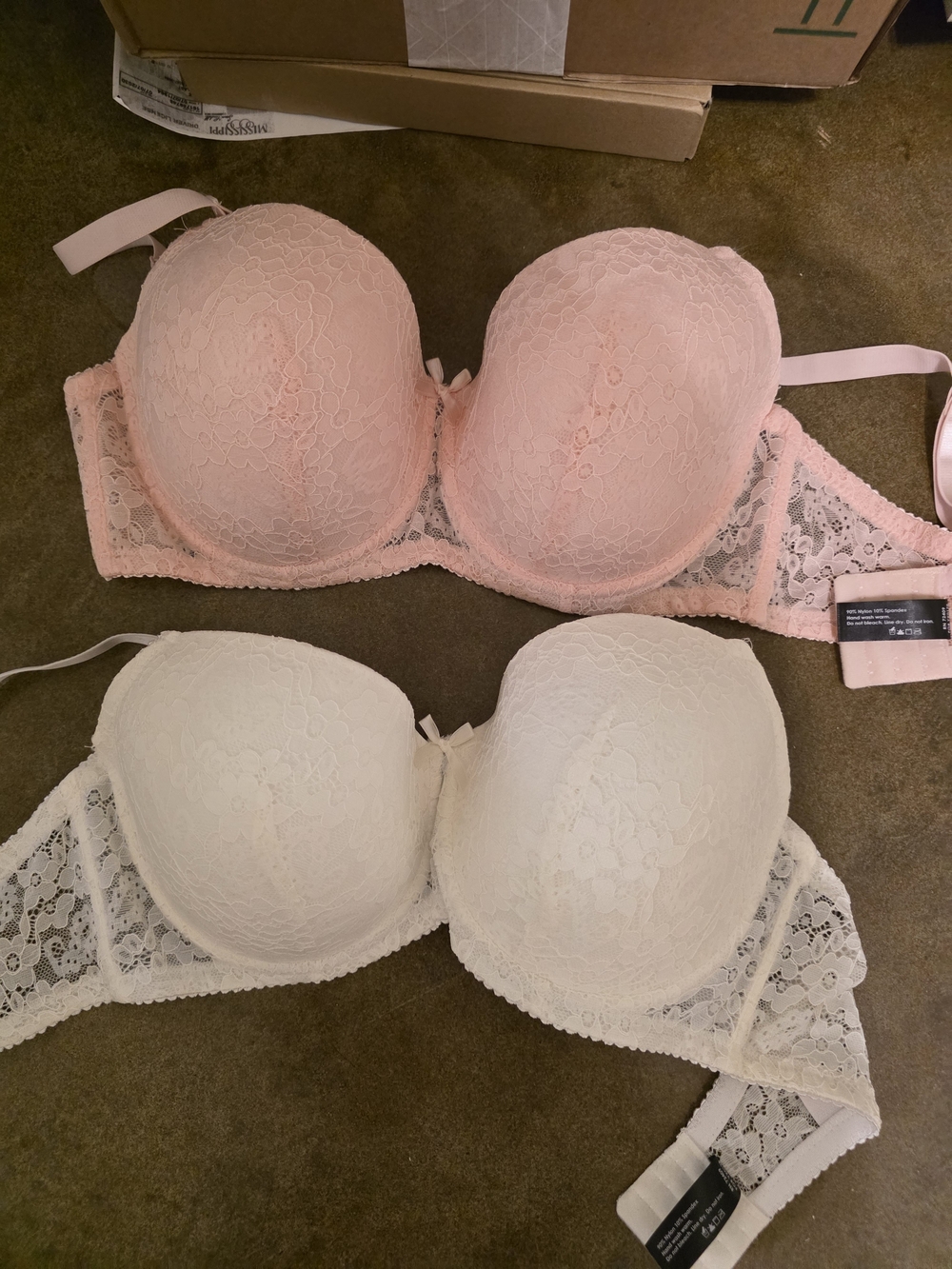 Pure Beauty by Rene Lace Bras 38D – Pink & Ivory – 2 Bra Bundle